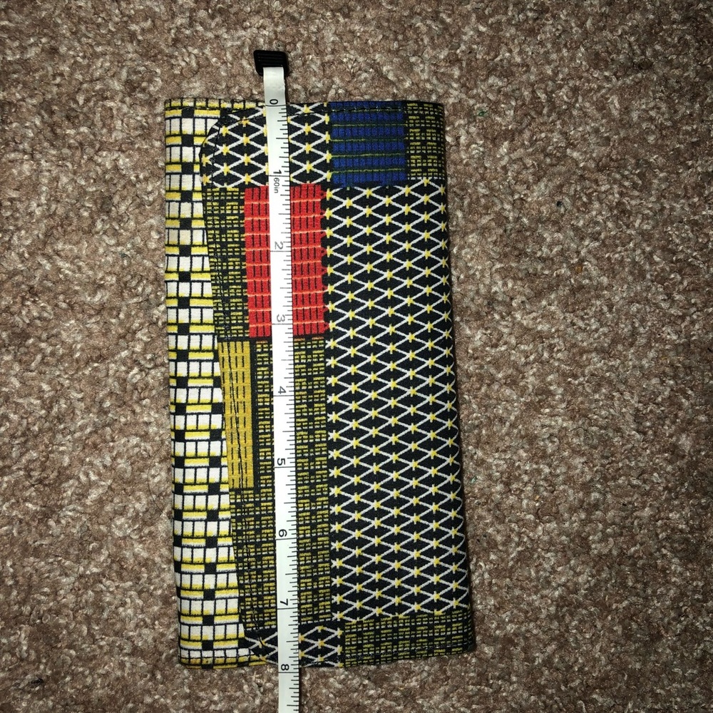 African handmade clutch - Picture 6 of 7